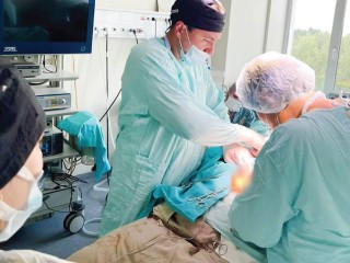 Огромную грыжу удалили из желудка 48-летнего мужчины одинцовские хирурги