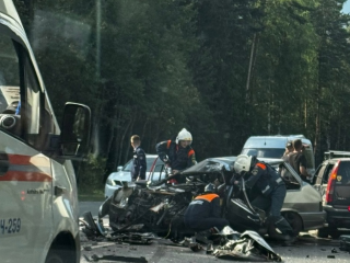 На автодороге после Ямкино, в сторону Черноголовки, произоошло жесткое ДТП