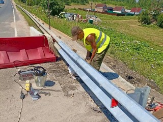 Дорожные службы отремонтировали первую половину моста через Икшанку