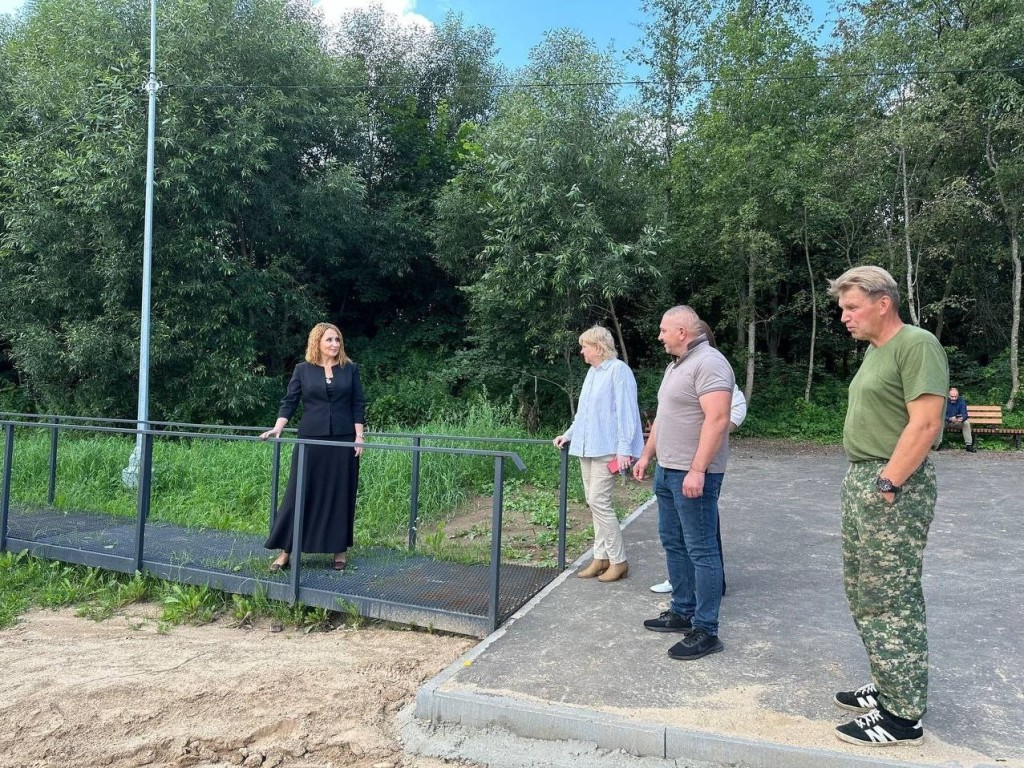 В деревне Маклаково благоустроят пешеходные дорожки вблизи зоны отдыха