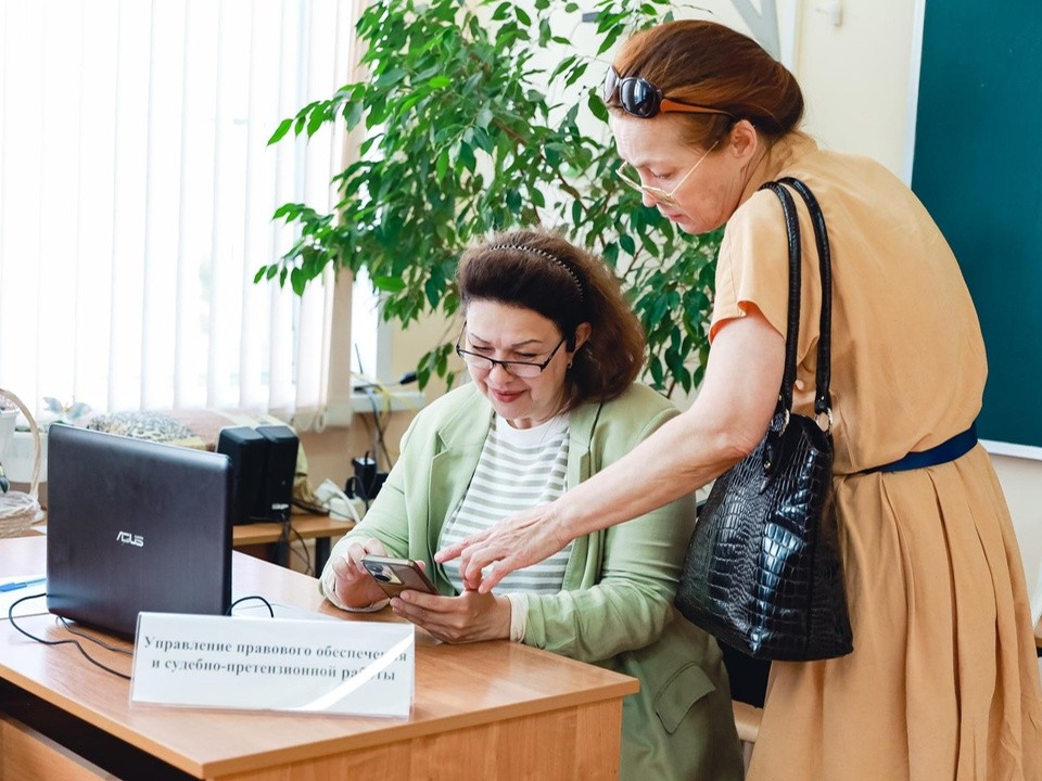 Жители Химок с вопросами по ЖКХ и благоустройству могут обратиться к администрации на выездных встречах