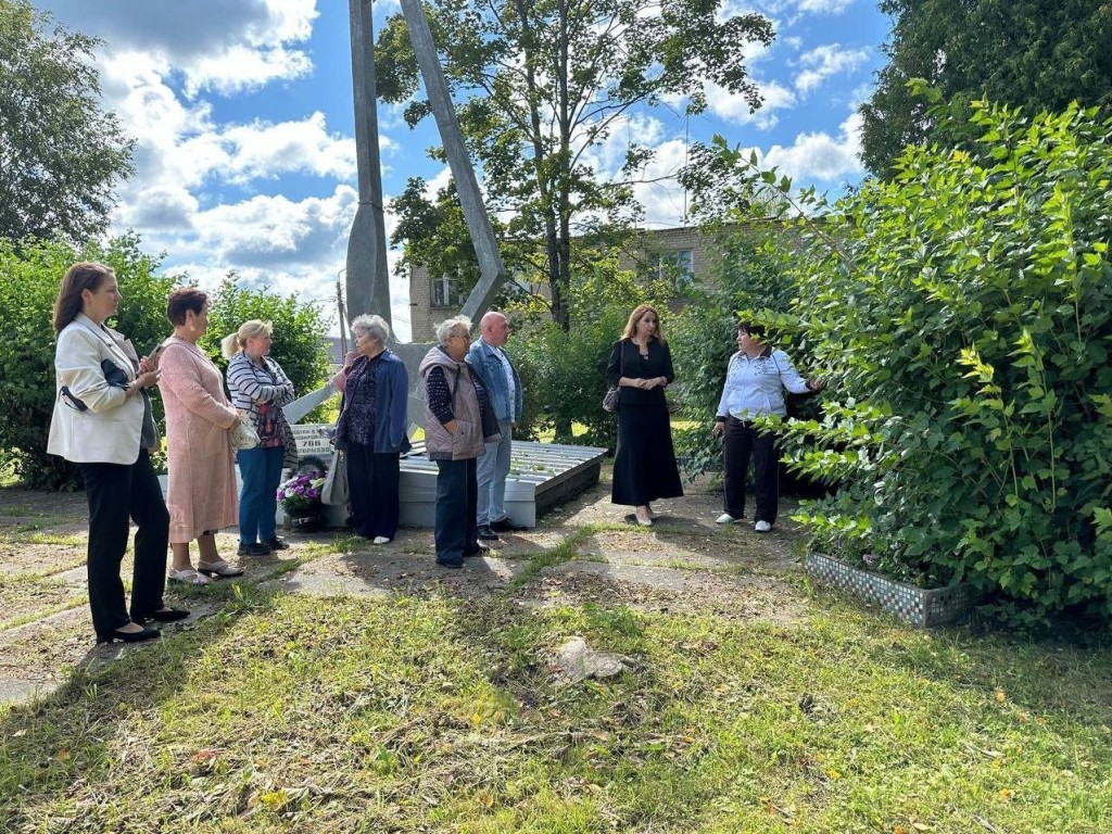 Детские площадки в деревне Юркино приведут в порядок