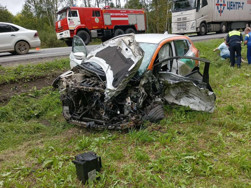 Три автомобиля столкнулись на трассе А-108 в городском округе Ступино