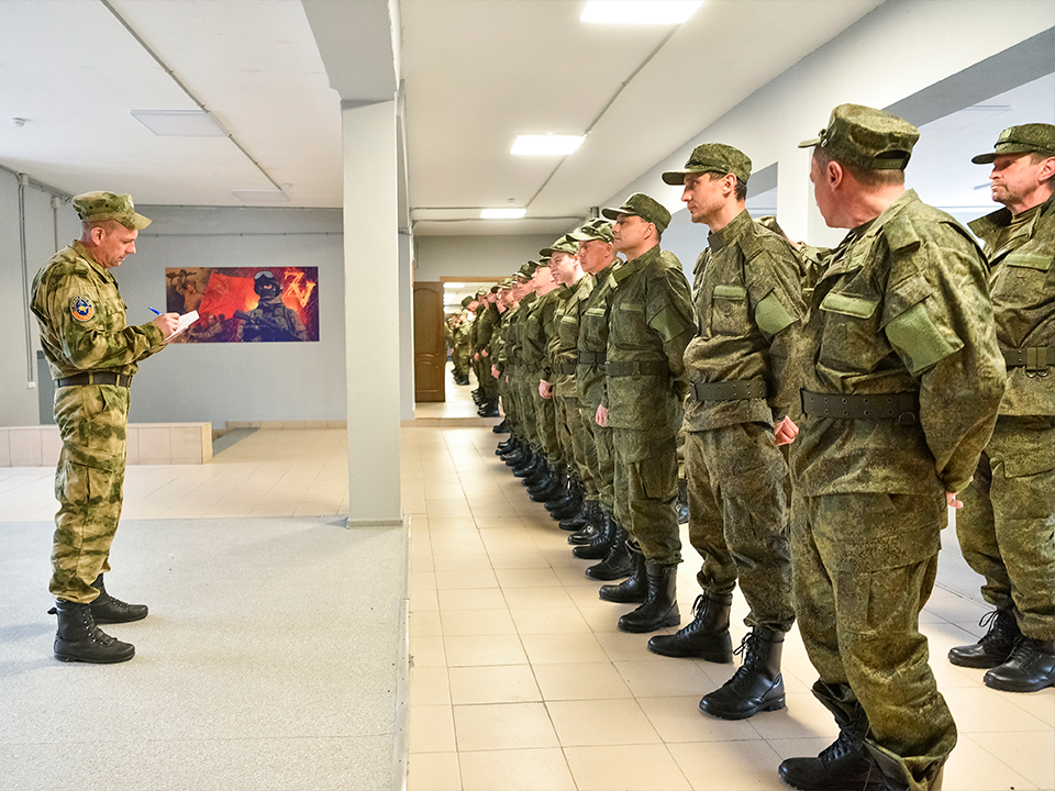 Зарайцы могут подписать контракт на военную службу в специальном центре в Балашихе