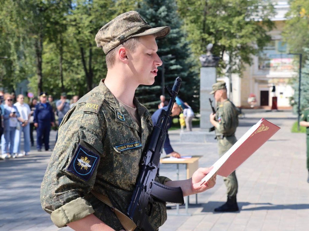 Курсанты Московского энергетического института приняли присягу в Ступине