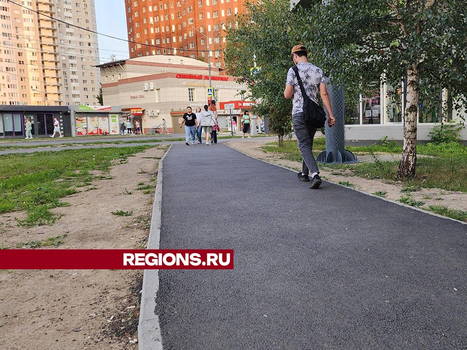 Дополнительный тротуар сделали на пересечении улицы Чехова и Московского проспекта