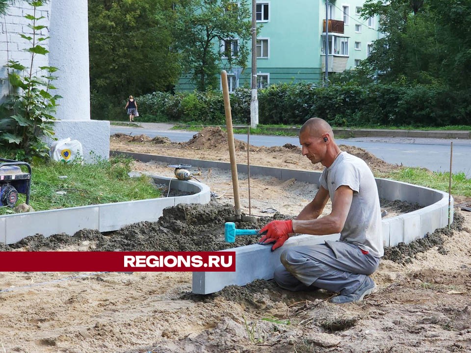 Удобную дорожку проложат на пути к поликлинике по улице Ленина