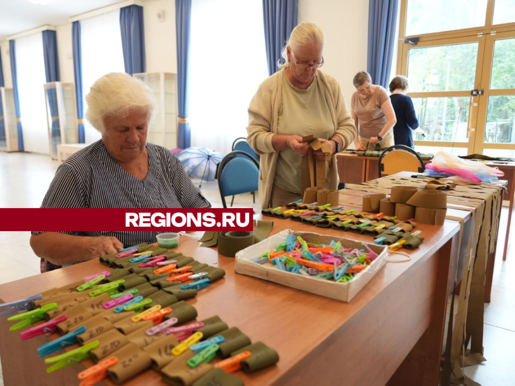 Сотни жителей Сергиева Посада шьют повязки и собирают помощь для своих героев на СВО