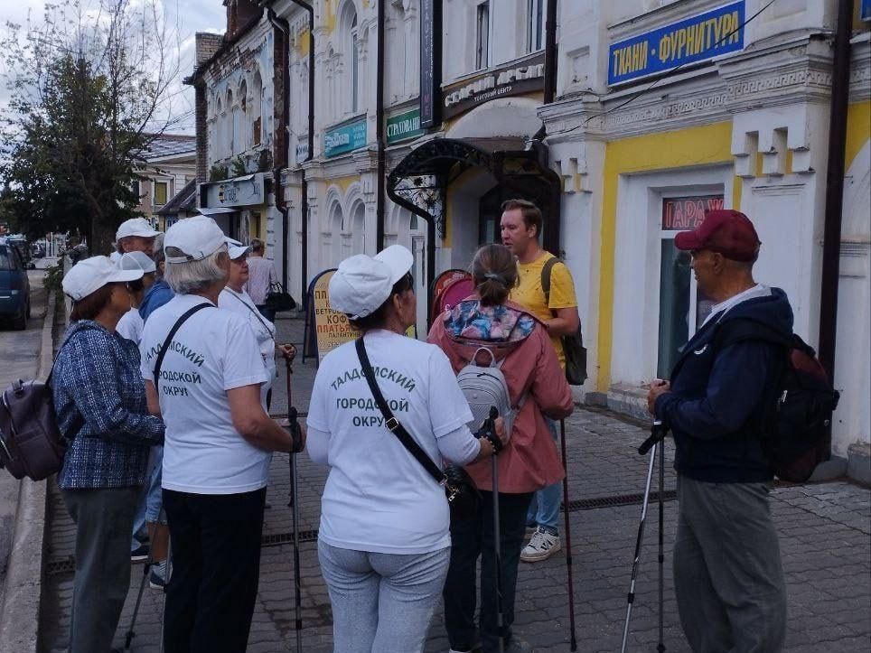 Талдомские долголеты познакомились с кимрскими памятниками архитектуры позапрошлого века