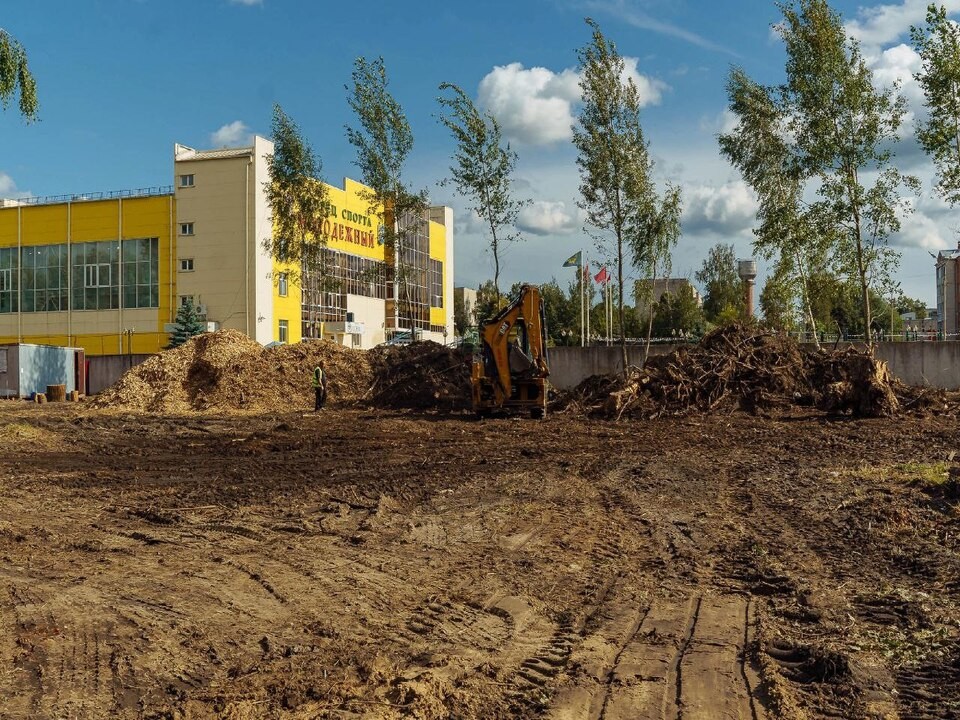 В Куровском началось строительство детского сквера