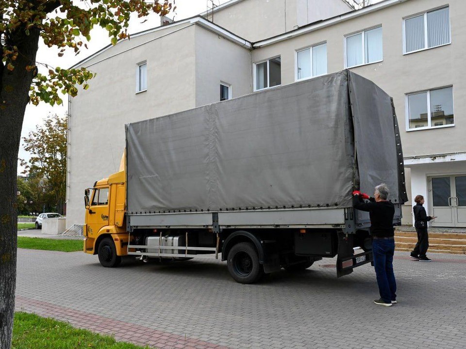 В Курск из Серпухова отправили очередную партию вещей первой необходимости