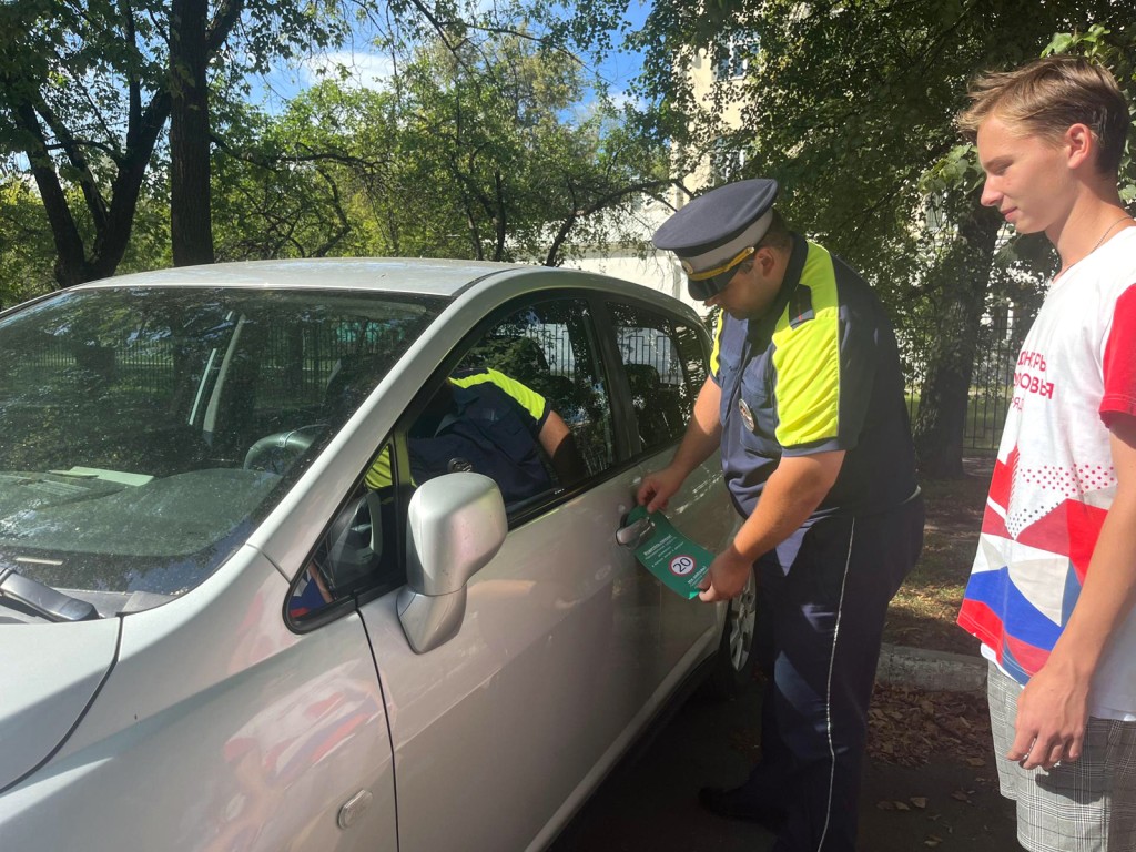 Ступинские Госавтоинспекторы рассказали детям, чем опасны дворы