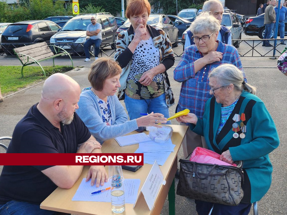 Ветерану труда из села Новый Быт помогут получить льготные лекарства