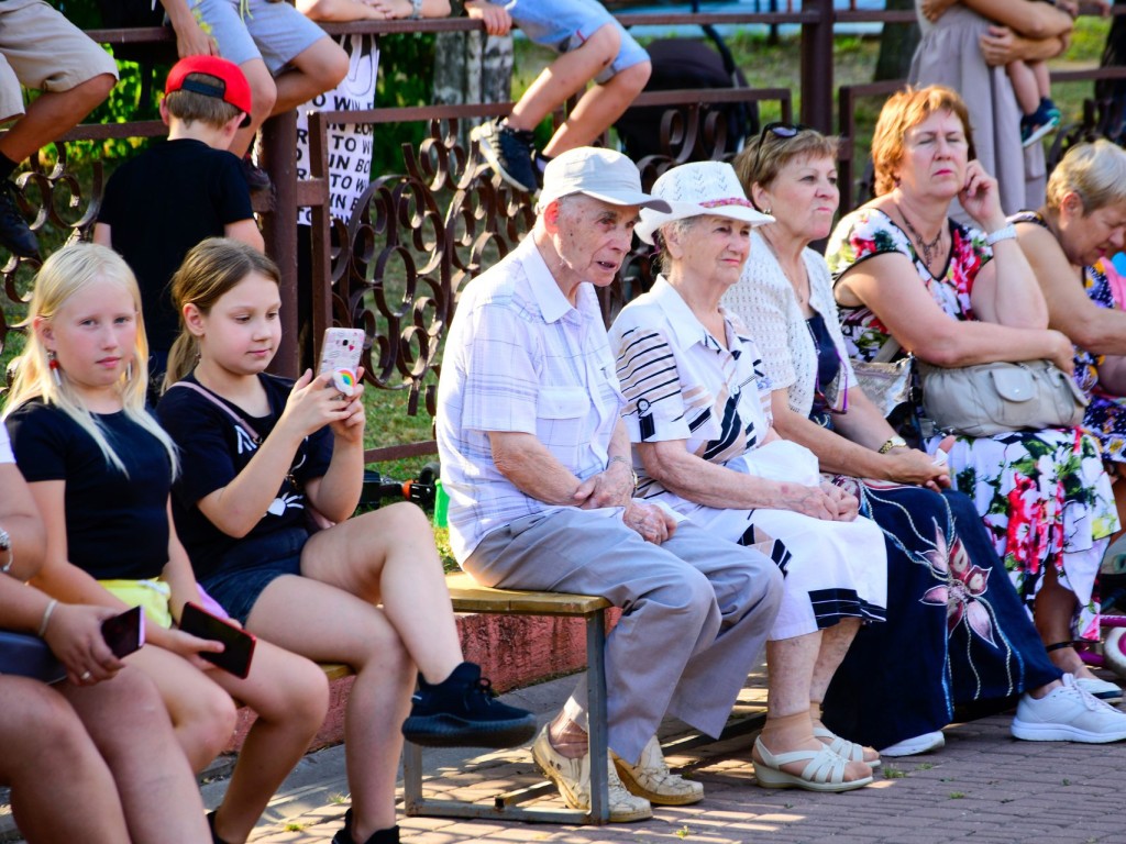 Жителей и гостей микрорайона Кантемировский пригласили на День улицы