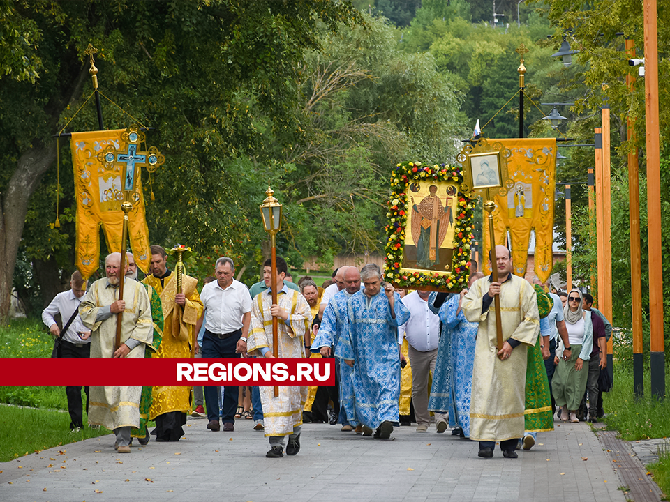 Зарайцы прошли крестным ходом по древнему маршруту из летописей