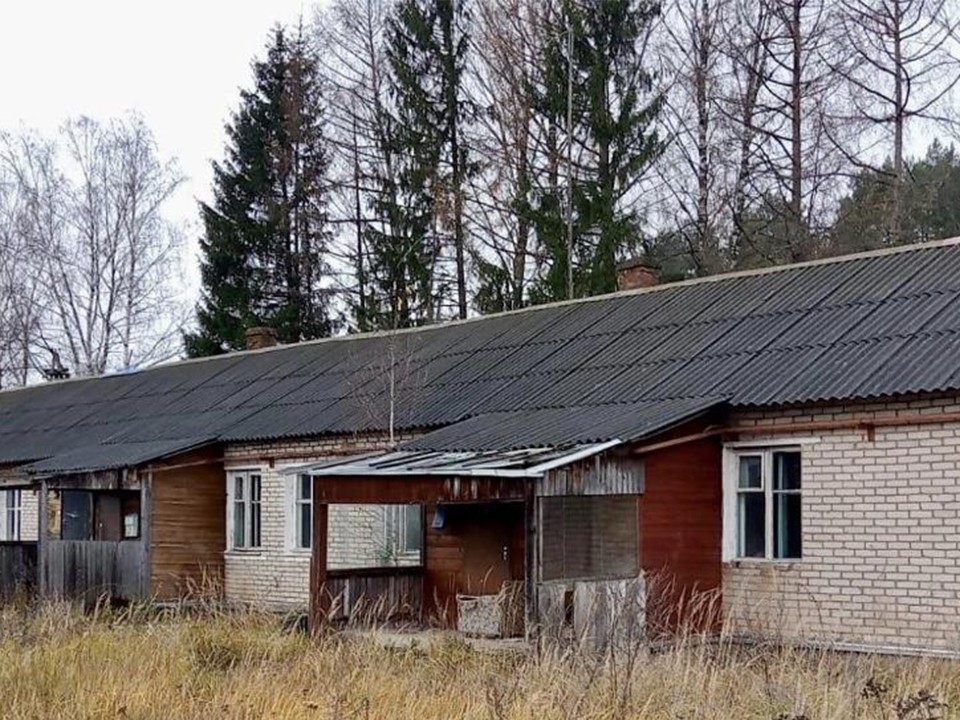 В Клину снесли аварийный многоквартирный дом