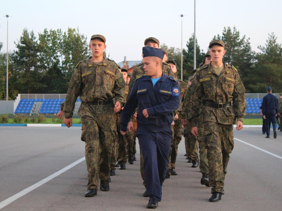 Строевая подготовка, экскурсии и хоровое пение: в кадетской школе Фрязина прошли сборы новоприбывших