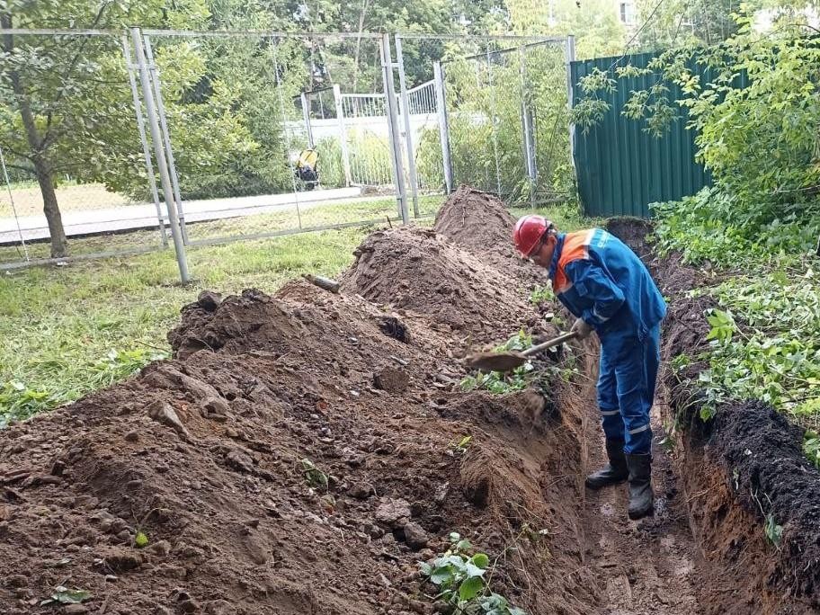 Специалисты приступили к работам по подключению гостиницы в Электростали к электричеству