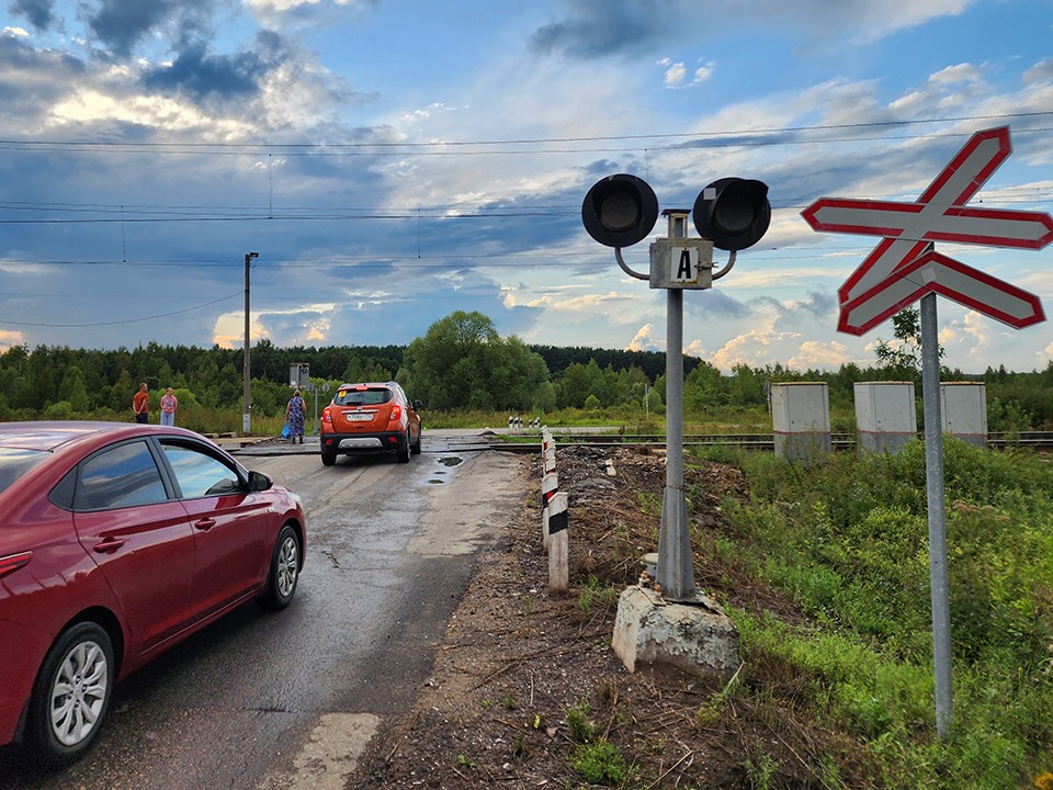 В Можайске ограничили движение для машин на перегоне Бородино-Уваровка