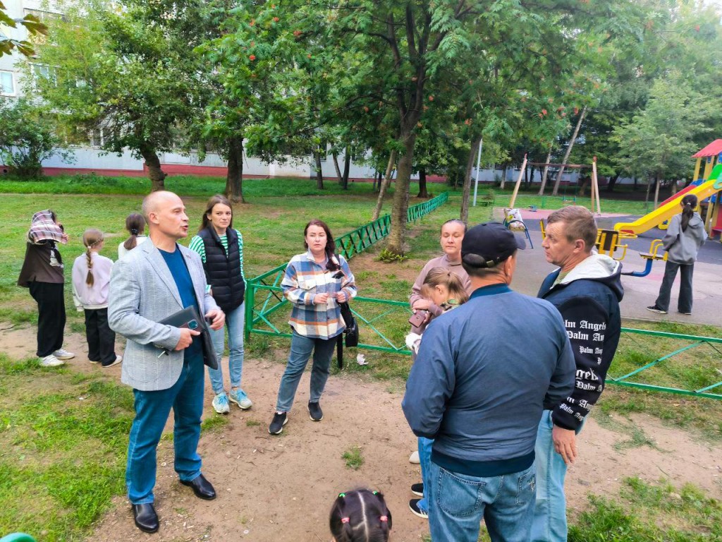 Во дворе, по которому объезжают пробку у школы № 21 в Люберцах, ограничат движение