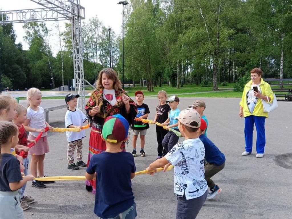 Спортивная пятница: в ДК и парках округа талдомчанам предлагают тренировки для тела и ума