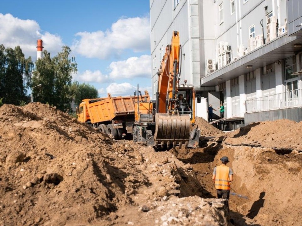 Участок теплосети протяженностью более 260 метров капитально ремонтируют в Люберцах