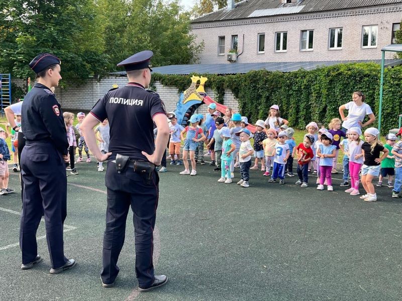 В Жуковском сотрудники полиции нагрянули в детский сад