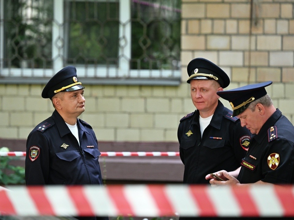 Новосущевский переулок в Москве перекрыли после информации о заложенной бомбе