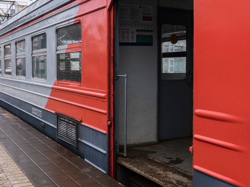 В поезде Москва – Голутвин мужчина потерял сознание