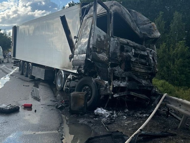 Водители двух грузовиков погибли в страшном ДТП на трассе Р-22 «Каспий» в Подмосковье