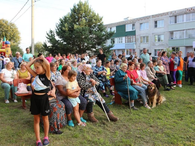 В Серпухове в честь Дня деревни в Арнеево прошли яркие гуляния