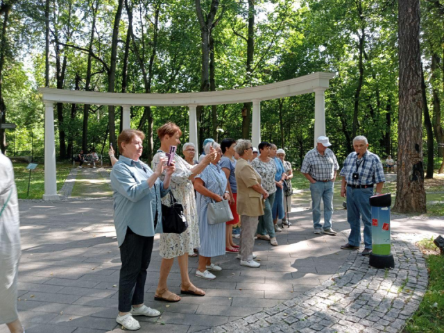 Бронницкие пенсионеры побывали на увлекательной прогулке по Воскресенску