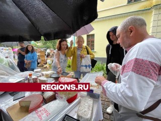 На время Яблочного Спаса Дмитров стал площадкой для подмосковных ремесленников и фермеров