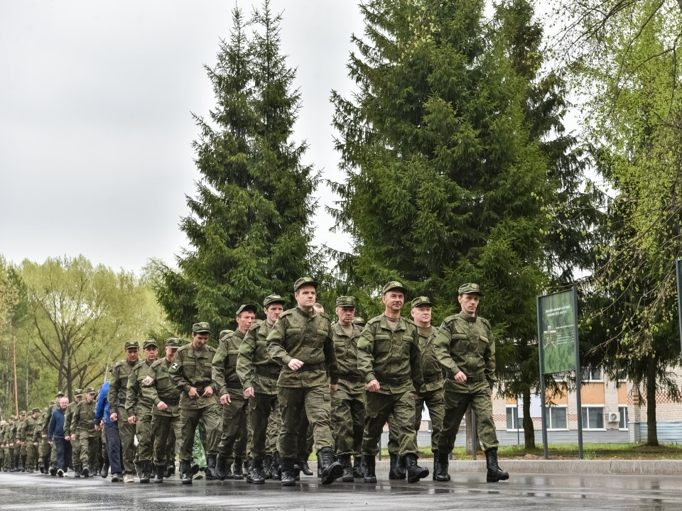 Иностранцы, подписавшие контракт на военную службу, получат гражданство РФ в упрощенном порядке