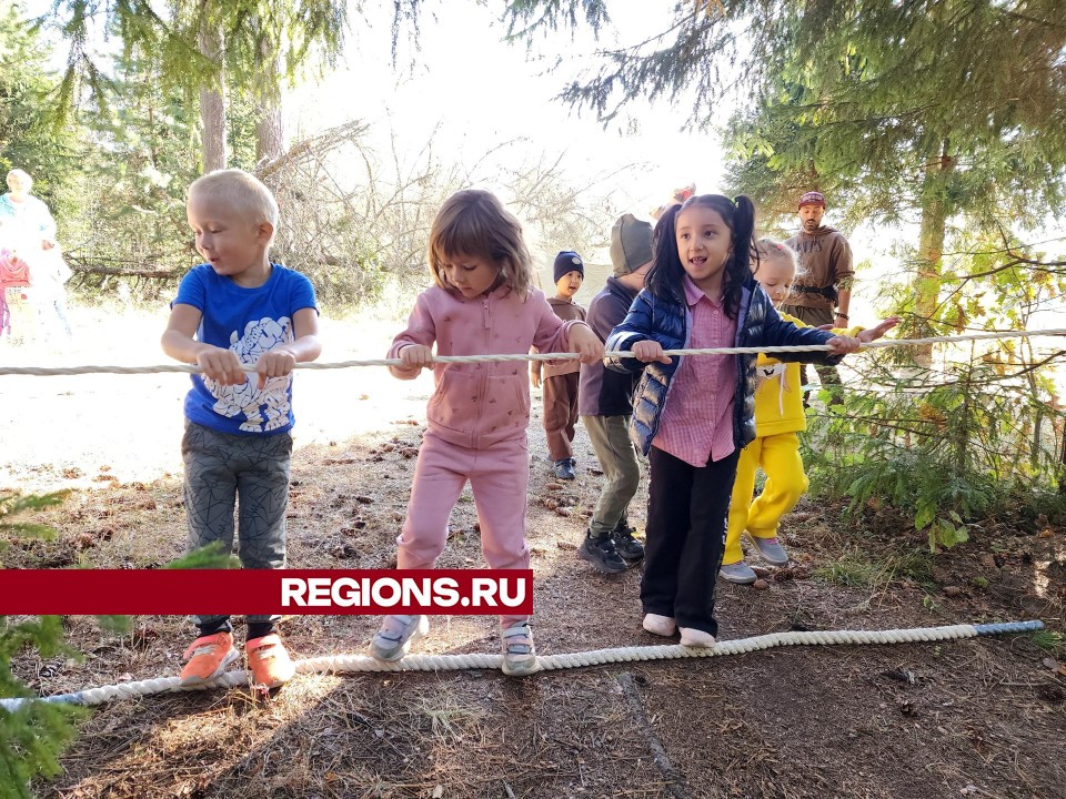 Воспитанники детсада в Красноармейске впервые сходили в поход и нашли клад со сладостями