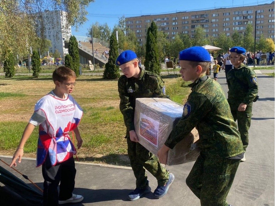 Жители Лобни собрали более двух тонн гуманитарной помощи, ее отправят в Курск и на СВО