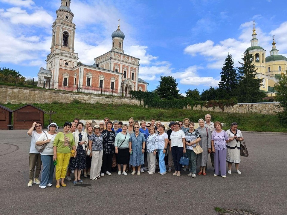 Одинцовские долголеты побывали с экскурсией в Серпухове