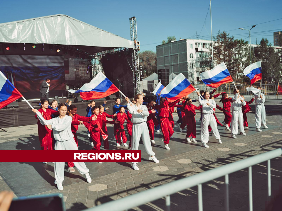 Развлечения, концерты и подарки: жители Лосино-Петровского отпраздновали День города