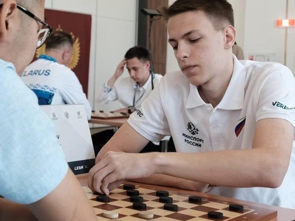 Щелковский шашист обыграл 19 гроссмейстеров на Чемпионате России