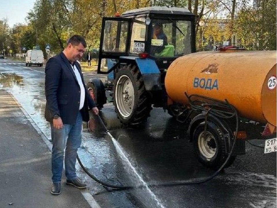 В Лобне проверили новую ливневку на улице Чехова и завершили ремонт дороги