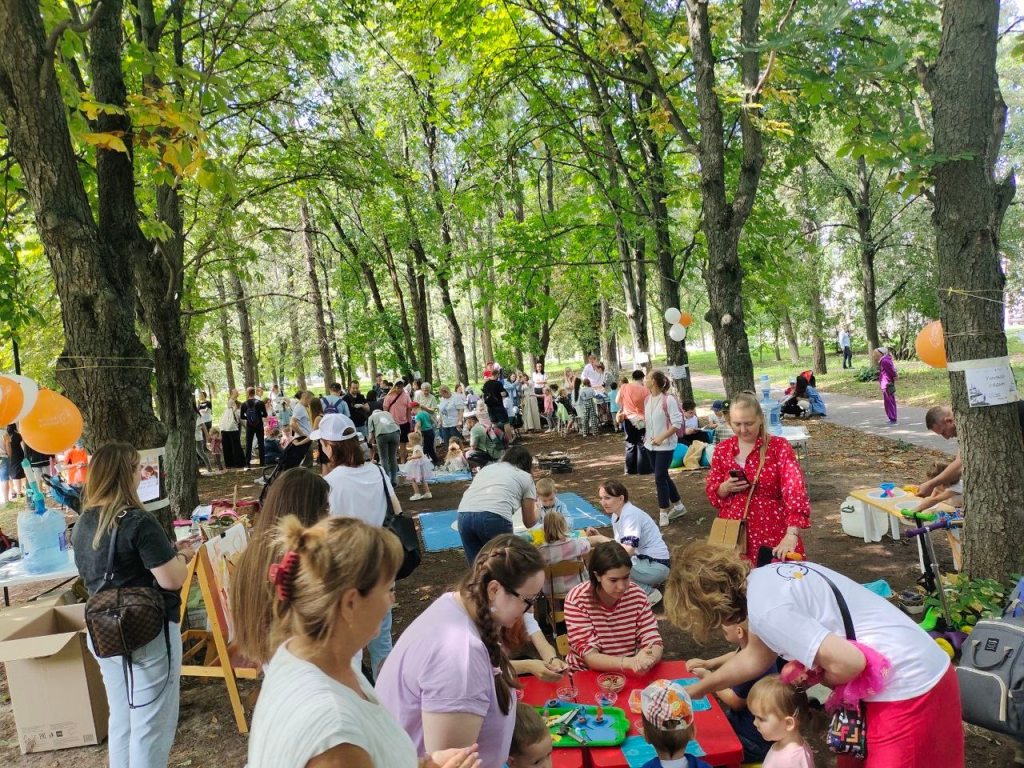 Маленьких жуковчан научат лепить из пластилина на мастер-классе в парке