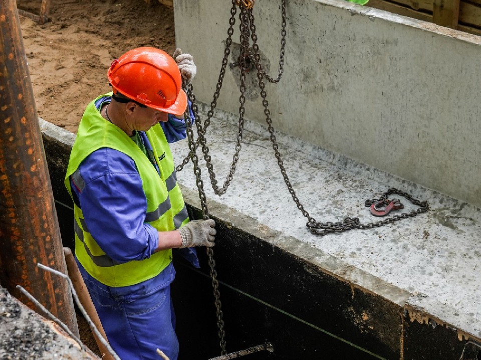 В домах на улицах Курчатова и Ленинградской отключат горячую воду в понедельник