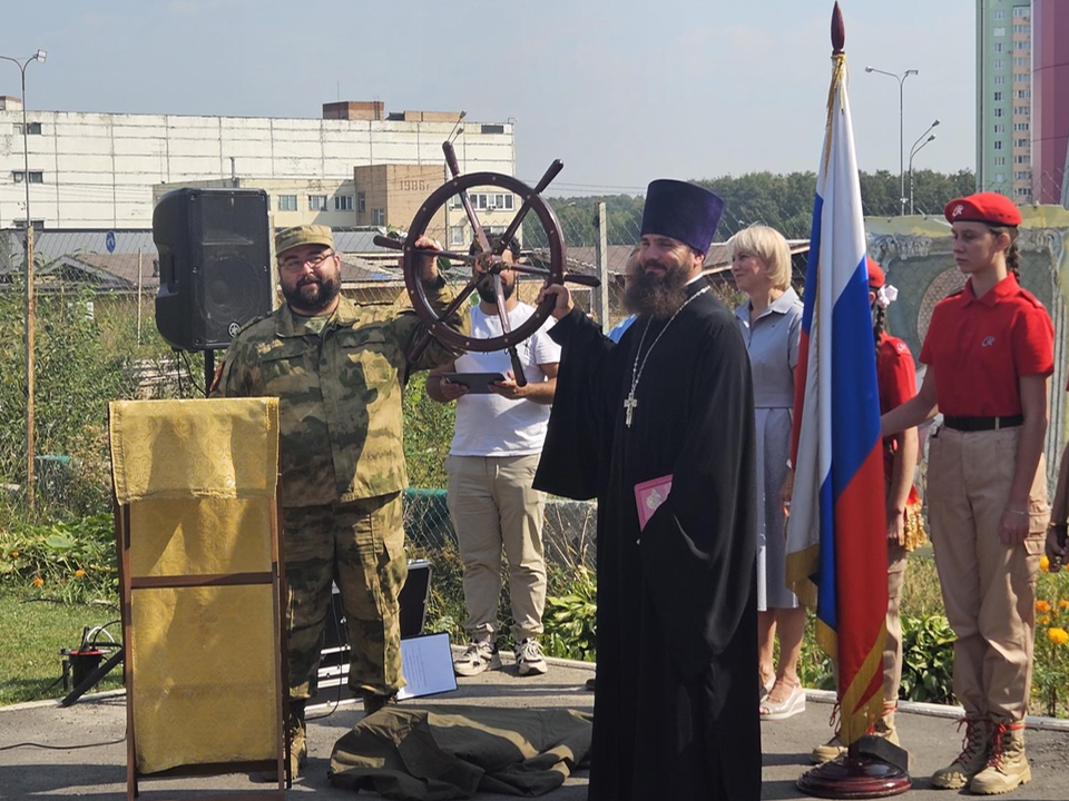 Первый Морской военно-патриотический центр «Честь имею» открыт в Островцах