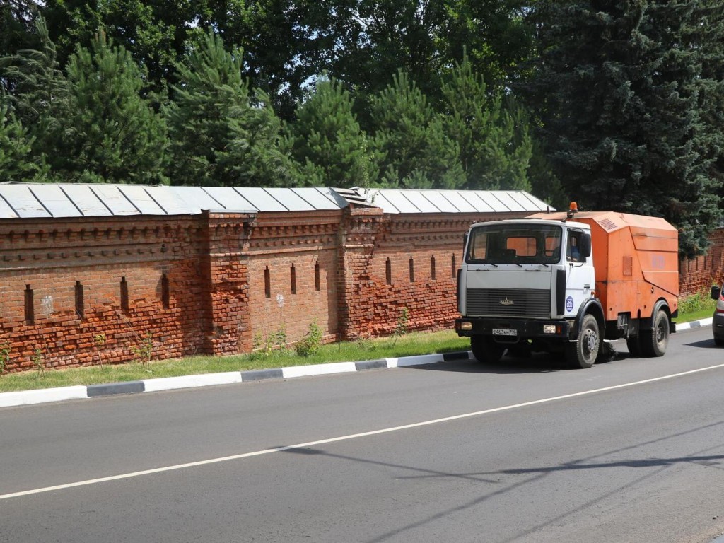 Дорожные службы привели в порядок улицы в Сергиевом Посаде и Хотьково