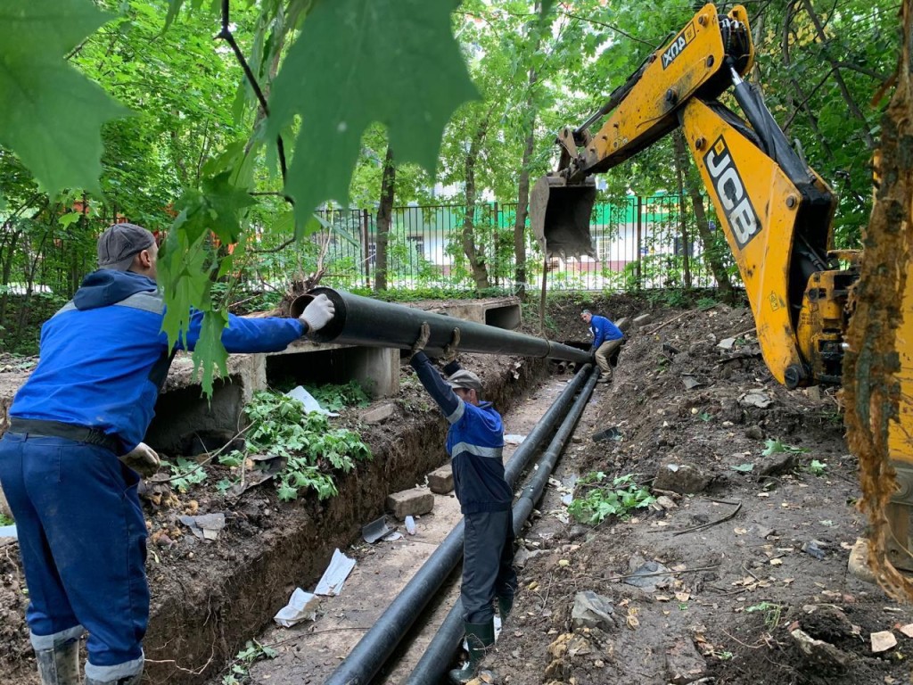 В городском округе Истра продолжается масштабная работа по ремонту тепловых сетей