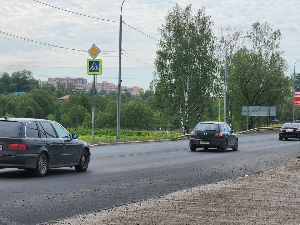 Загруженность дорог в Московской области утром 10 сентября оценили в 6 баллов