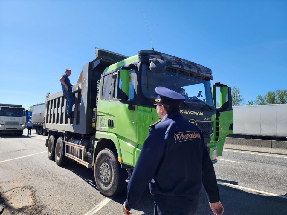 Госавтоинспекция проверит соблюдение режима труда и отдыха водителей грузовиков в Лотошине