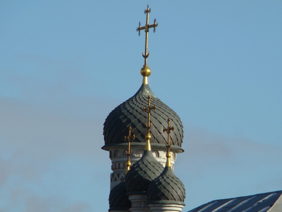 В Жуковском продолжается благоустройство территории Иоанно-Предтеченского храма