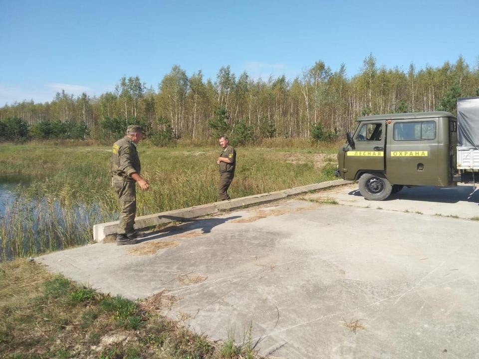 Противопожарные водоемы в округе из-за жары пока не обмельчали