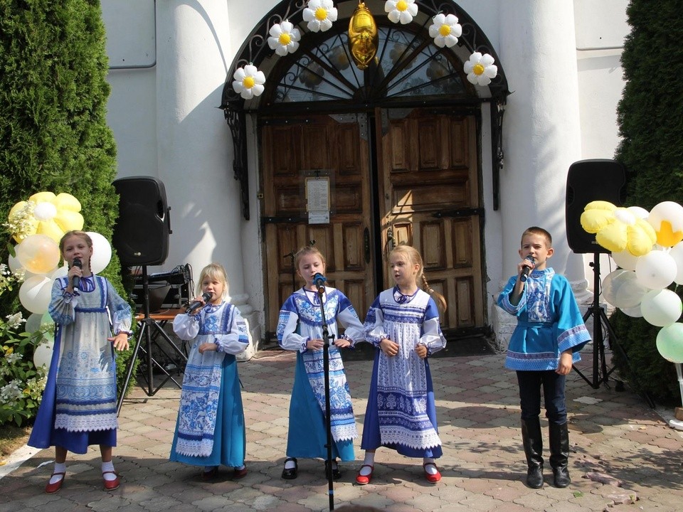 Православные семьи из Подмосковья приняли участие в фестивале «Успенские перезвоны» в Воскресенске